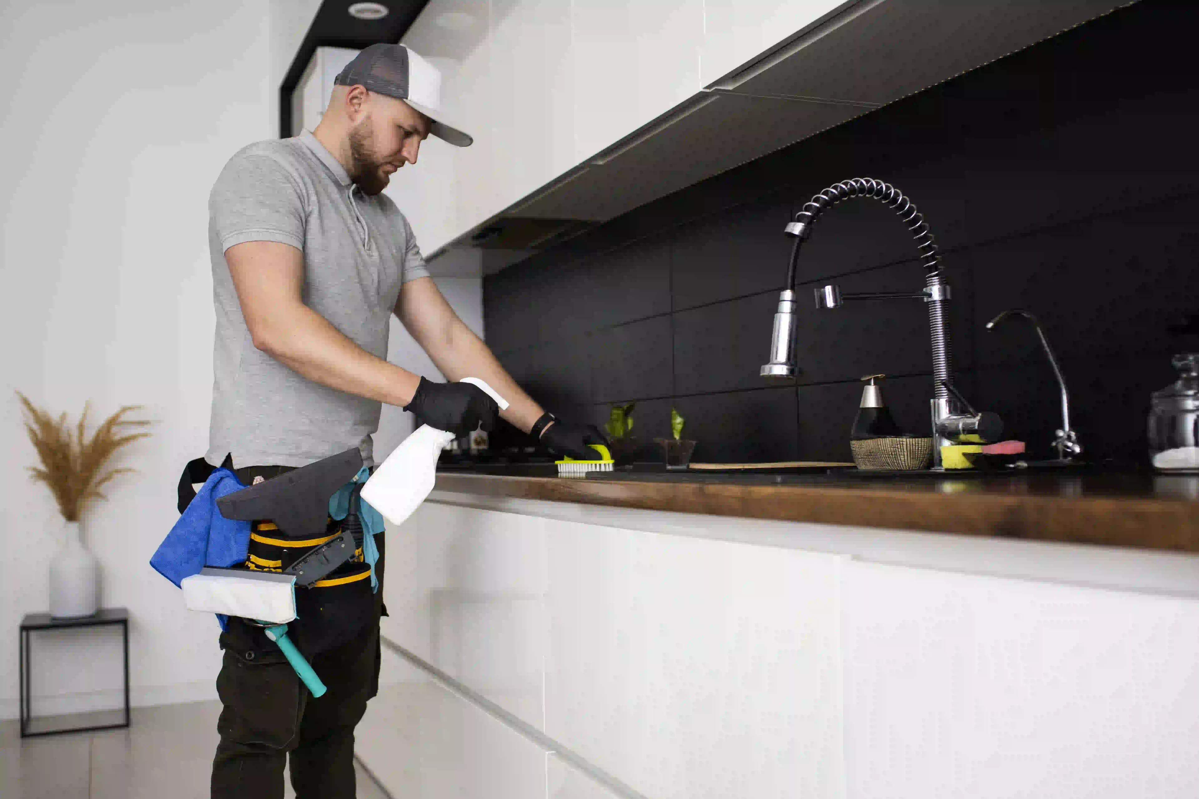 Kitchen Deep Cleaning Service